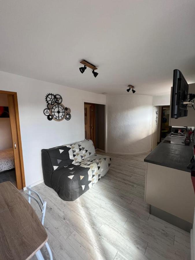Charmant Appartement Calme Et Lumineux Chateauvieux  Екстер'єр фото